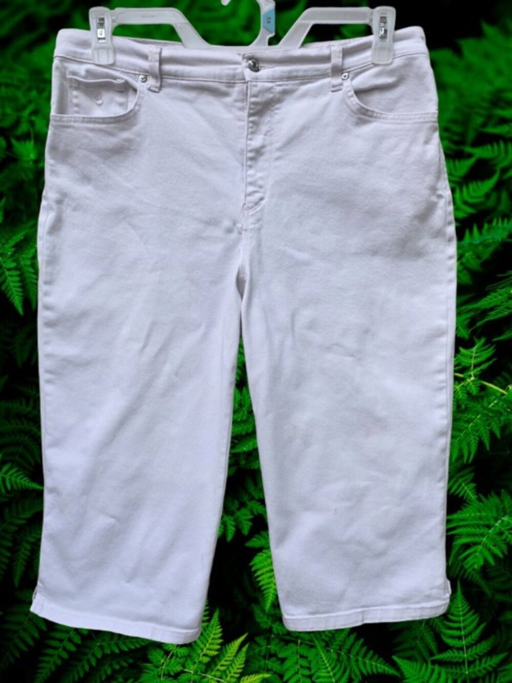 Gloria Vanderbilt Amanda Skimmer All-Around Slimming Effect Capri Jeans 16